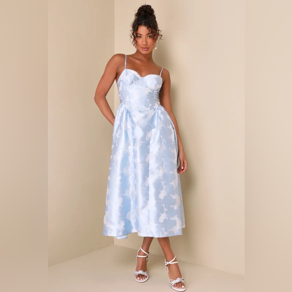 Lulus dress - NWT! Size Large (runs small) light blue